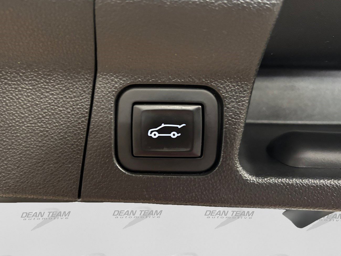 Used 2019 GMC Acadia SLE FWD image 31