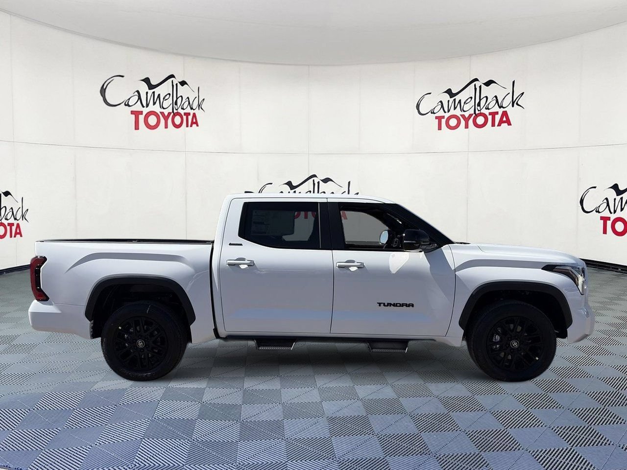 New 2026 Toyota Tundra Limited AWD/4WD image 8