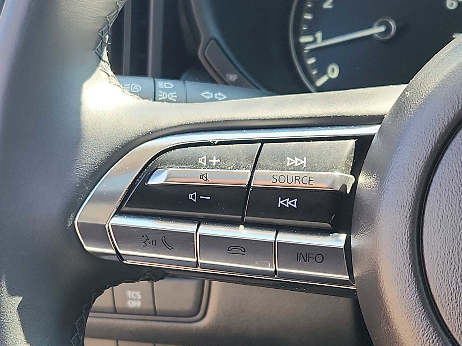 Used 2025 MAZDA CX-50 AWD 2.5 S w/ Premium Package image 21