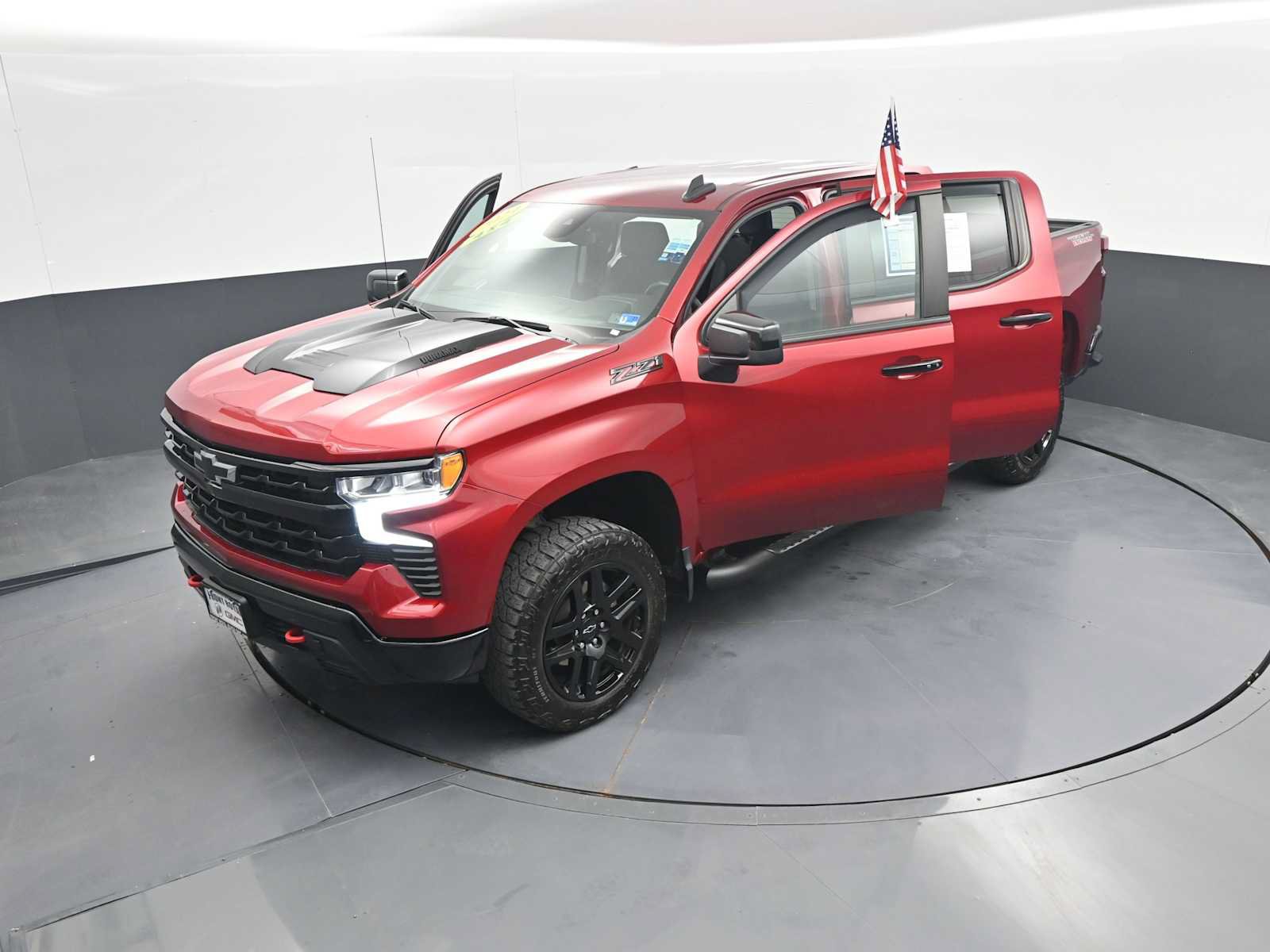 Used 2024 Chevrolet Silverado 1500 LT Trail Boss w/ LPO, Dark Essentials Package AWD/4WD image 42