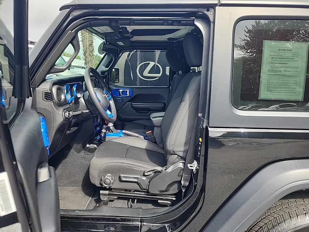 Used 2020 Jeep Wrangler Sport AWD/4WD image 8