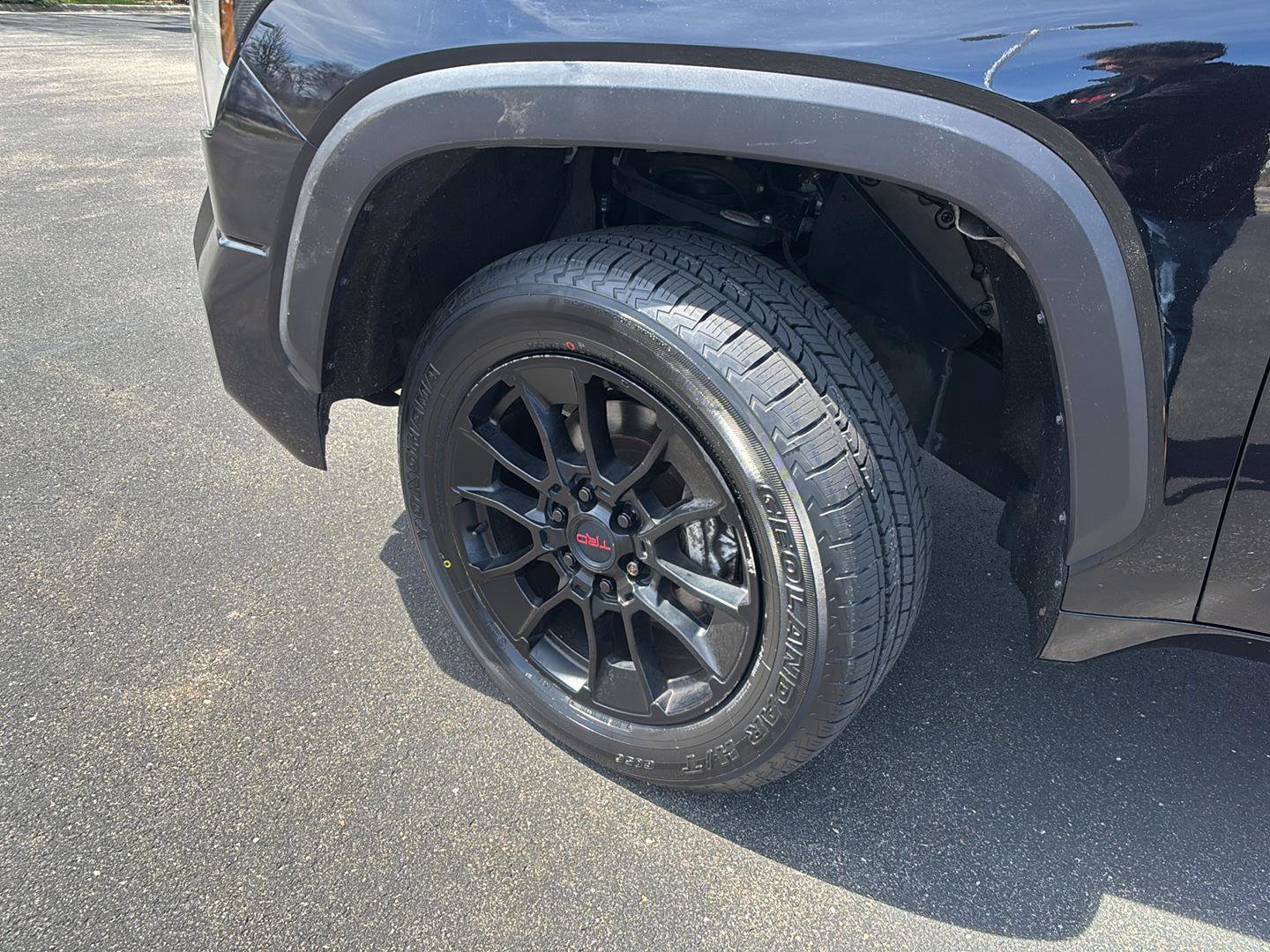 Used 2022 Toyota Tundra SR5 AWD/4WD image 5