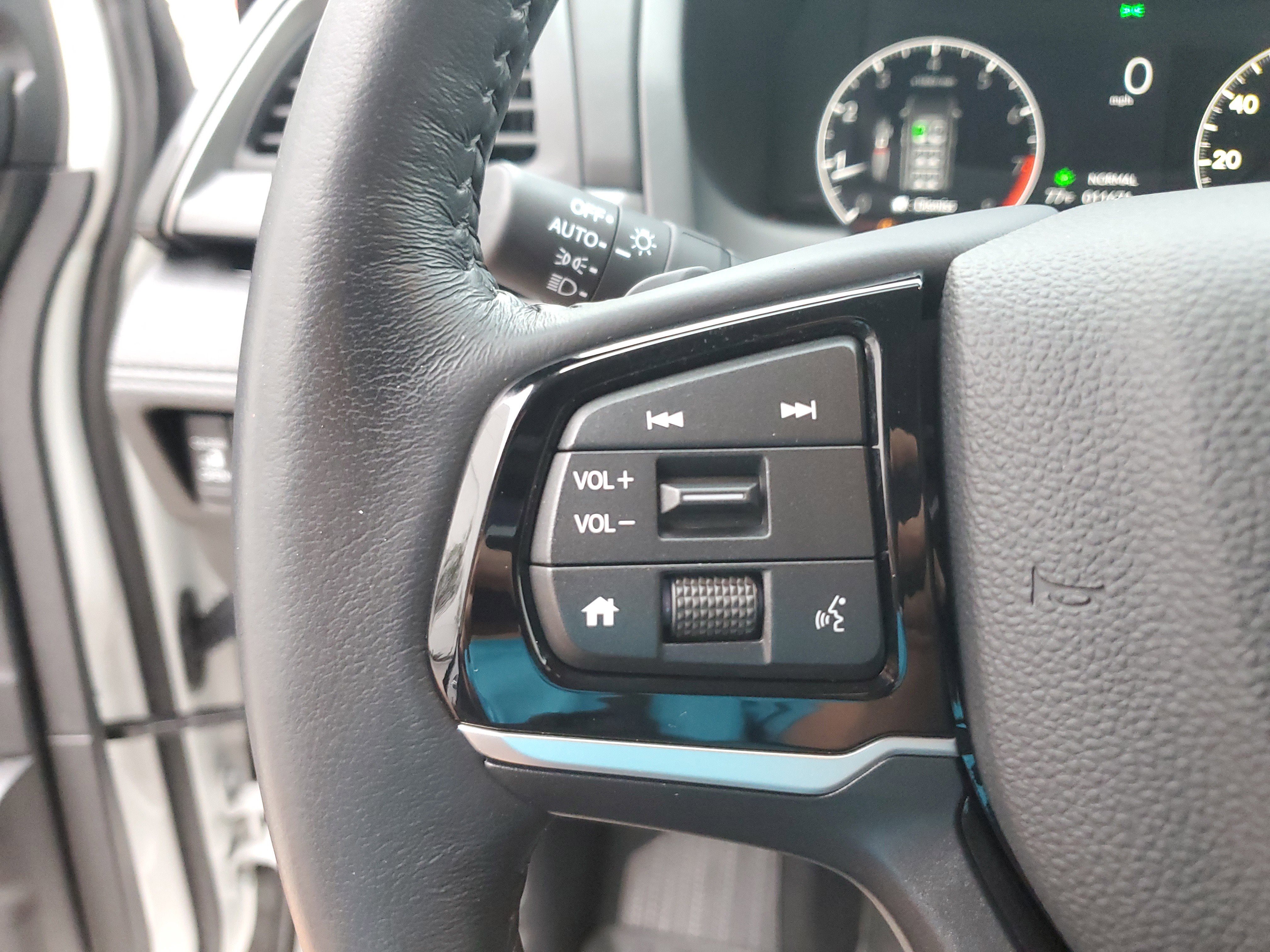 Certified 2025 Honda Odyssey Elite image 26