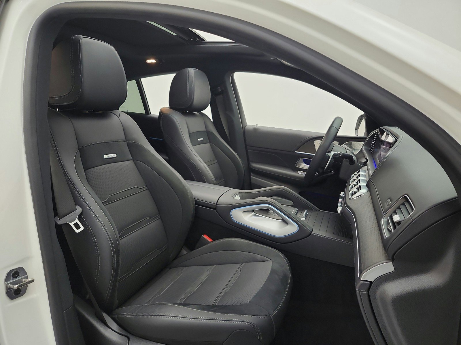 Used 2024 Mercedes-Benz GLE 53 AMG 4MATIC Coupe image 19