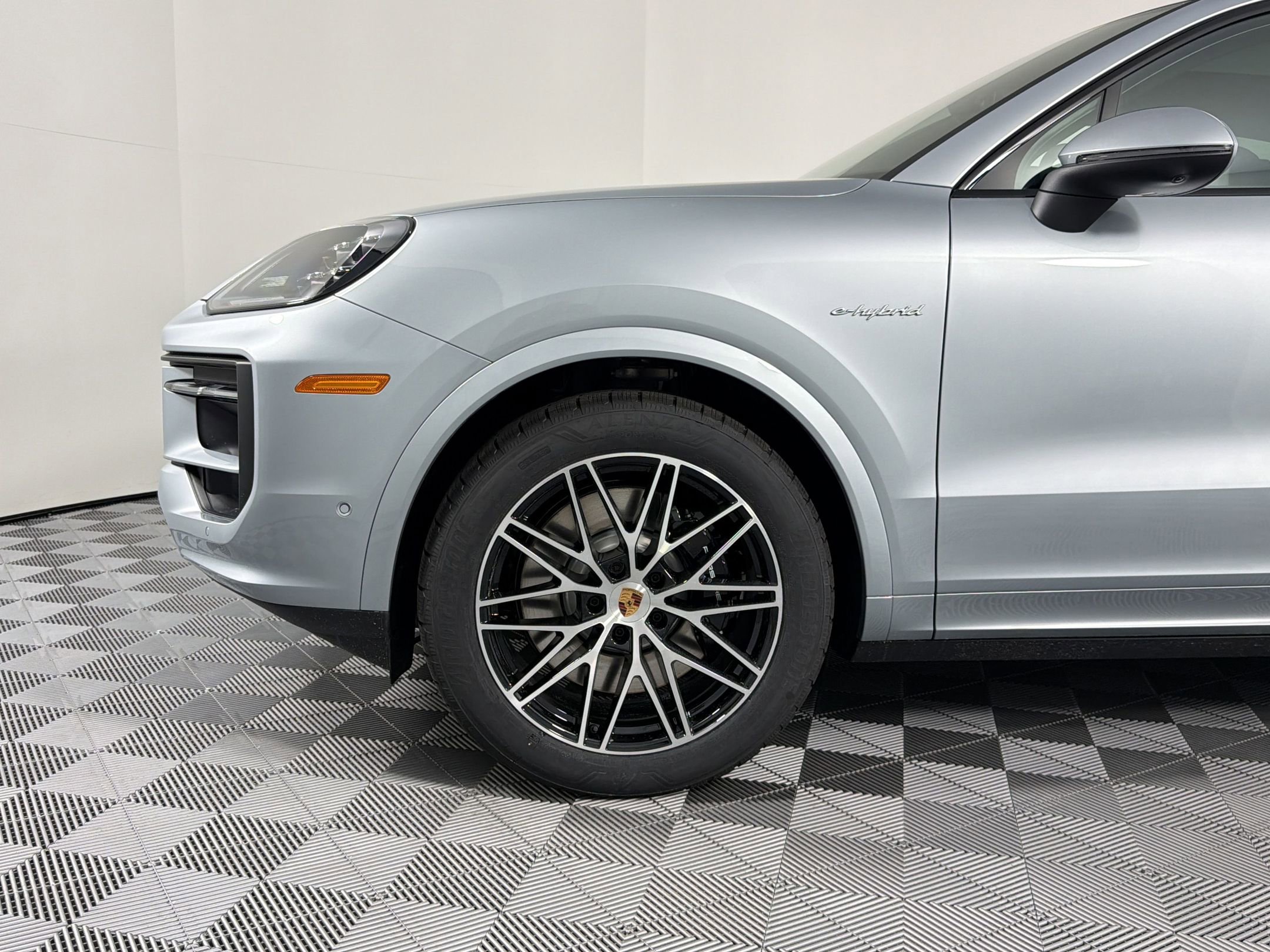 New 2026 Porsche Cayenne S AWD/4WD image 7