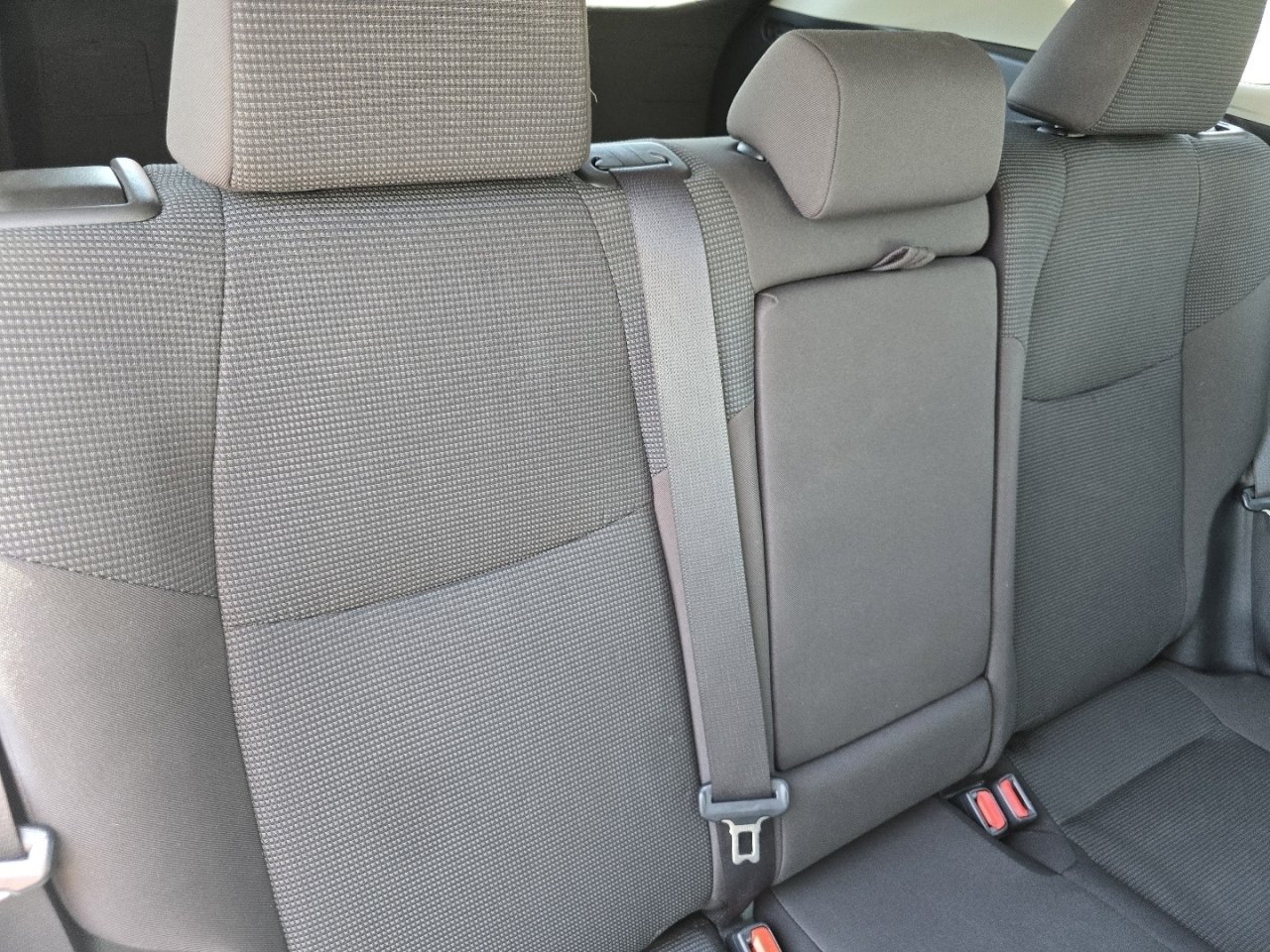 Certified 2024 Toyota RAV4 LE AWD/4WD image 19