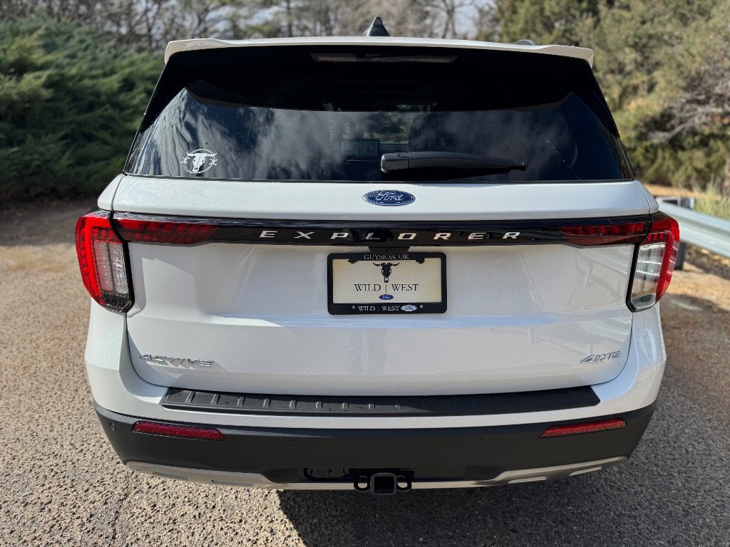 New 2026 Ford Explorer Active w/ Active Comfort Package image 13