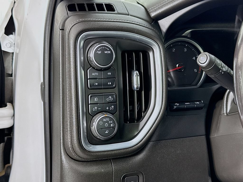 Used 2022 Chevrolet Silverado 3500 LTZ w/ LTZ Convenience Package AWD/4WD image 10