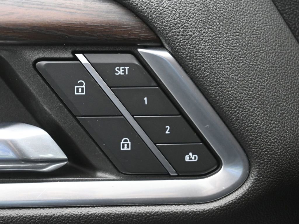 Used 2022 GMC Sierra 1500 SLT image 12