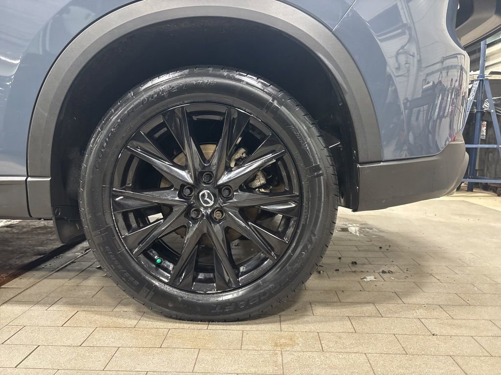 Certified 2023 MAZDA CX-5 Carbon Edition image 32