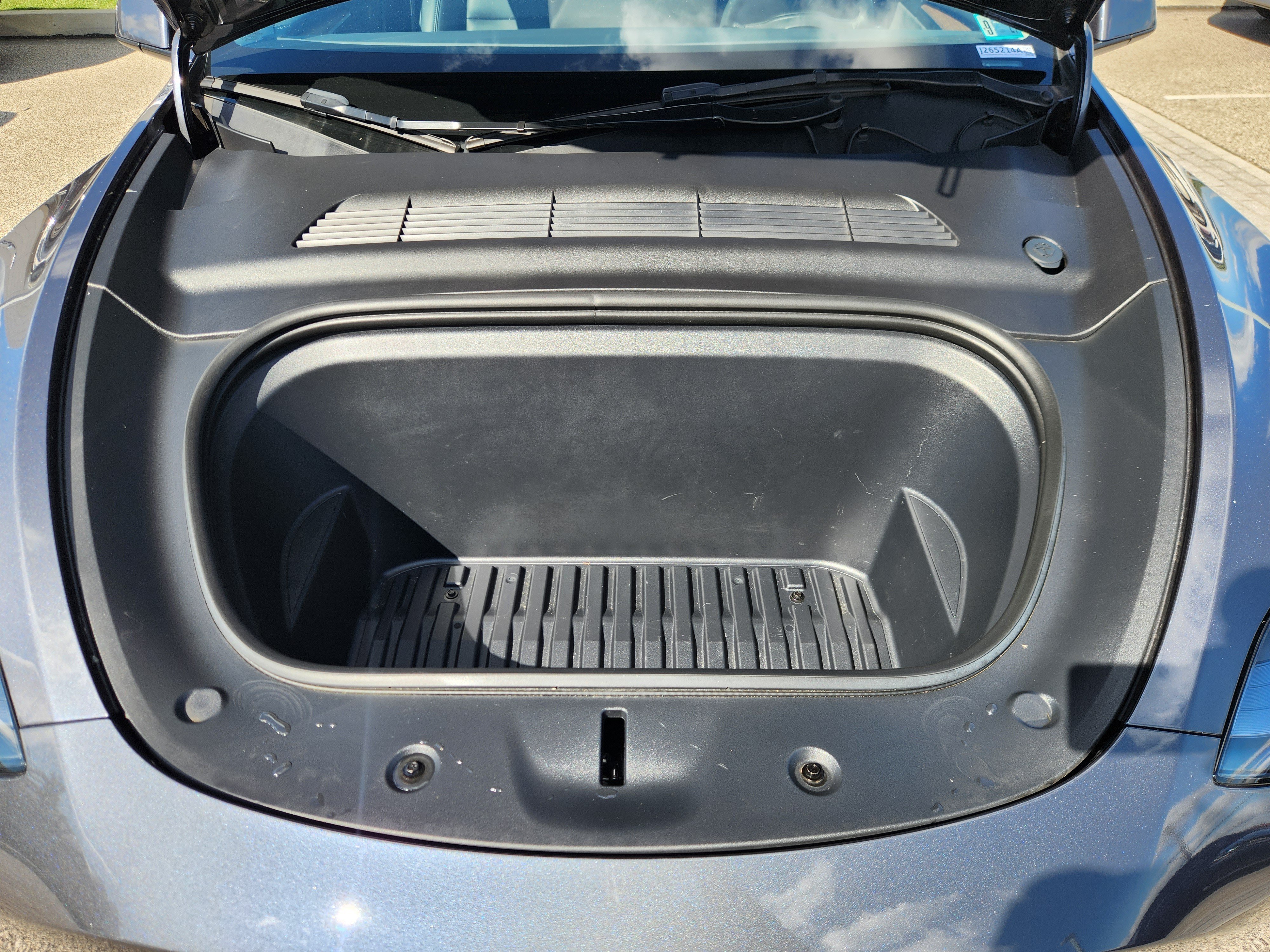 Used 2023 Tesla Model Y Long Range AWD/4WD image 18