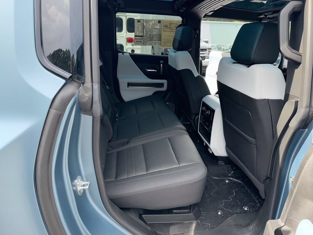 Used 2024 GMC Hummer EV 3X w/ Omega Edition AWD/4WD image 29