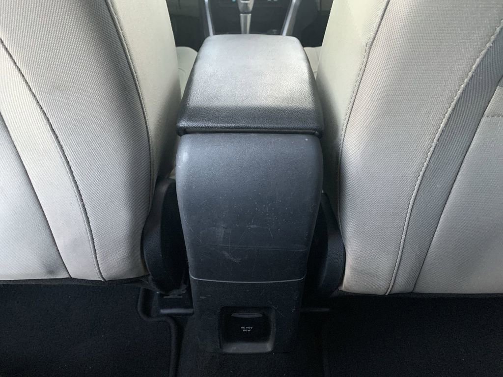 Used 2019 Ford EcoSport SE w/ SE Convenience Package image 19