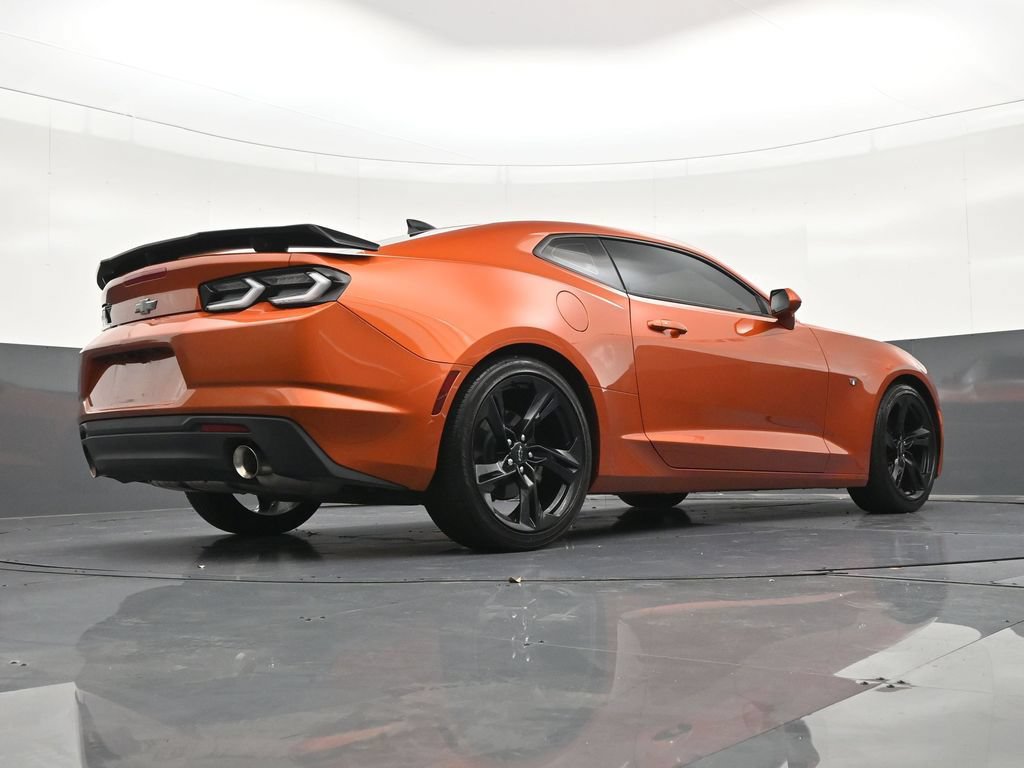 Used 2024 Chevrolet Camaro LT RWD image 27