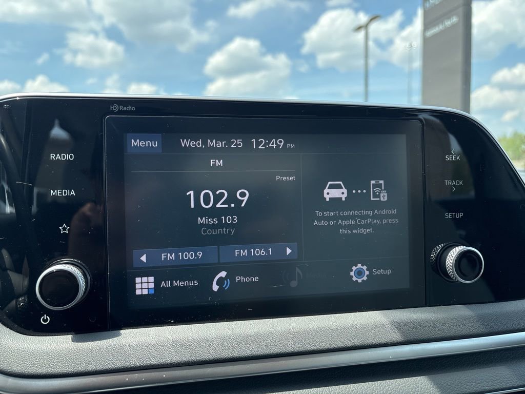 Used 2023 Hyundai Sonata SE w/ Cargo Package image 19