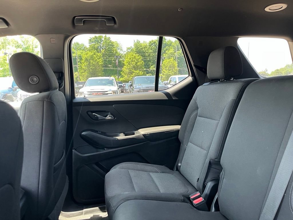 Used 2023 Chevrolet Traverse LT AWD/4WD image 19