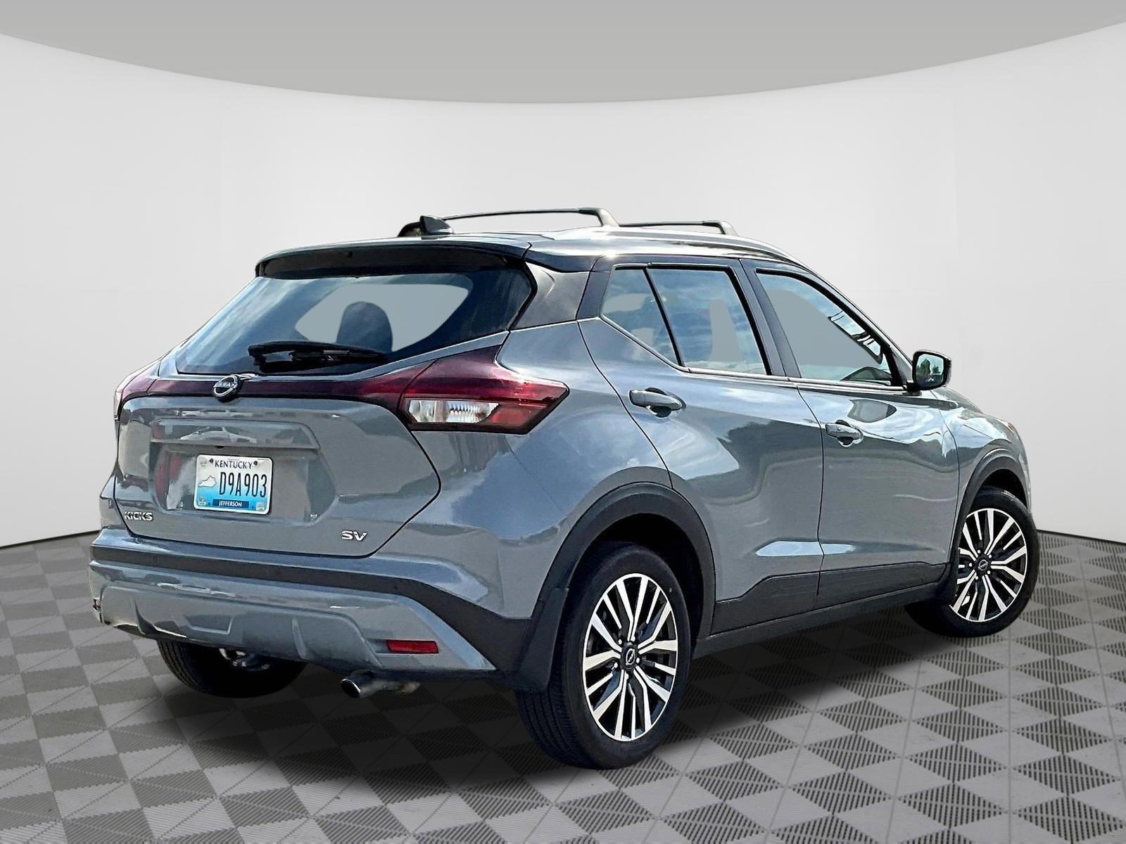 Certified 2022 Nissan Kicks SV w/ Interior Electronics Package FWD image 6