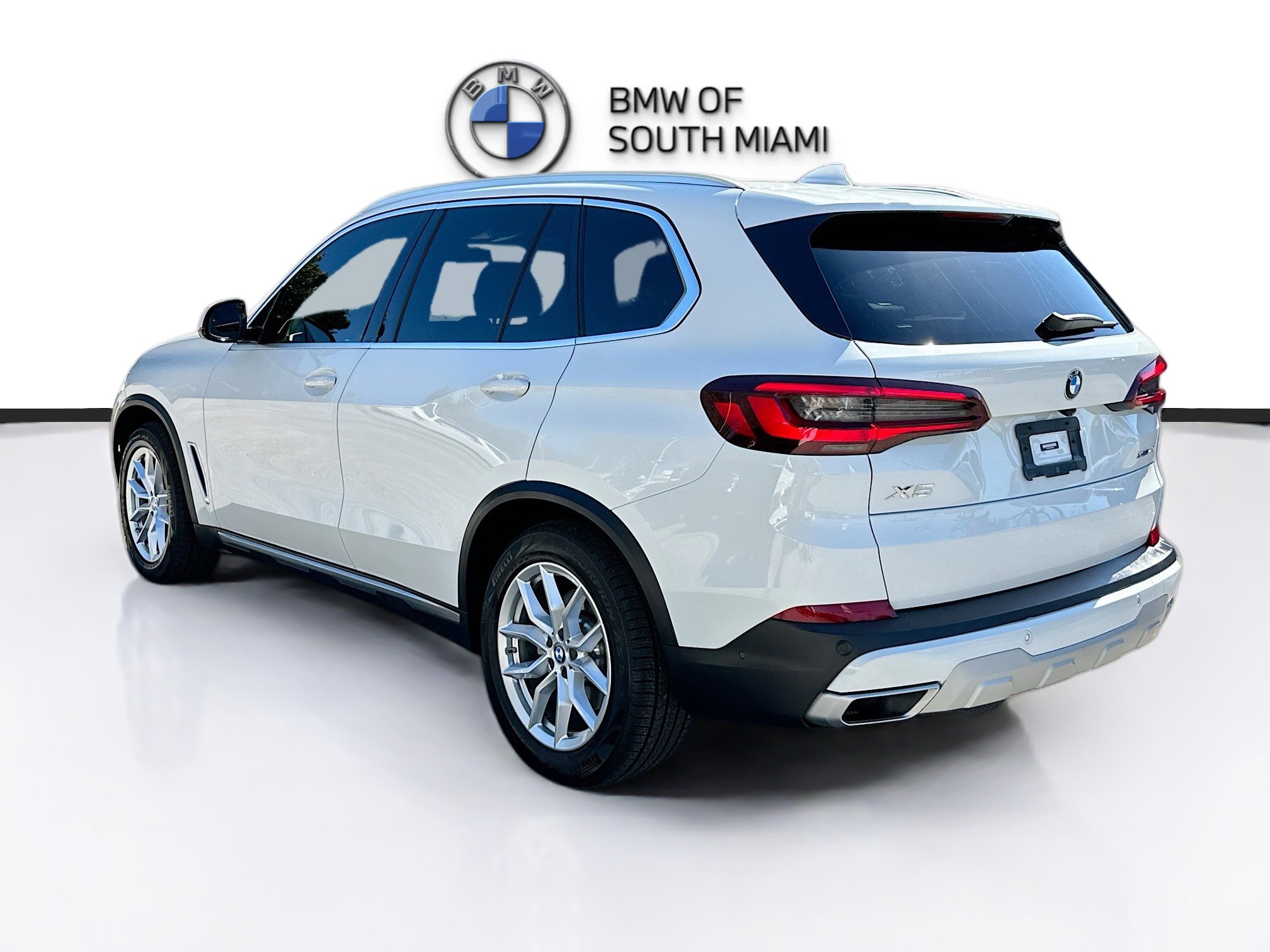 Used 2022 BMW X5 xDrive40i w/ Climate Comfort Package image 5