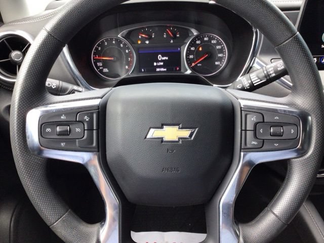 Used 2025 Chevrolet Blazer LT w/ Driver Confidence Package FWD image 8