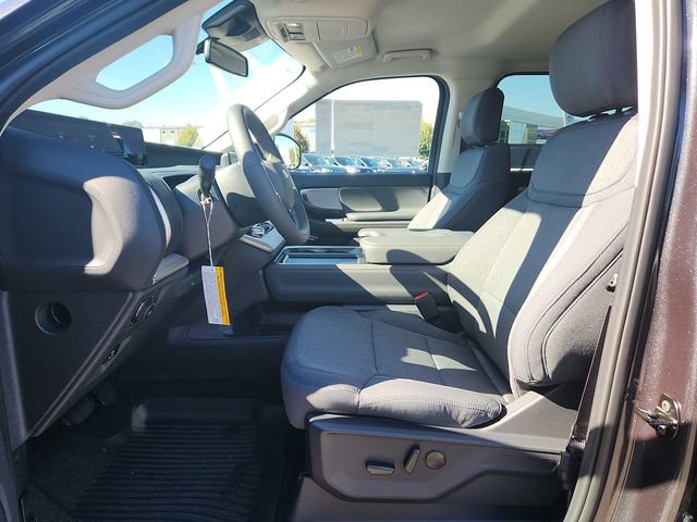 New 2025 Ford Expedition Max Active AWD/4WD image 6