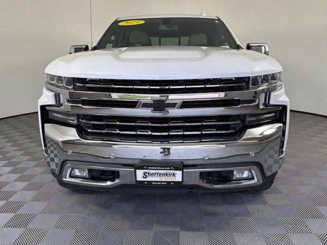 Used 2019 Chevrolet Silverado 1500 LTZ AWD/4WD image 3