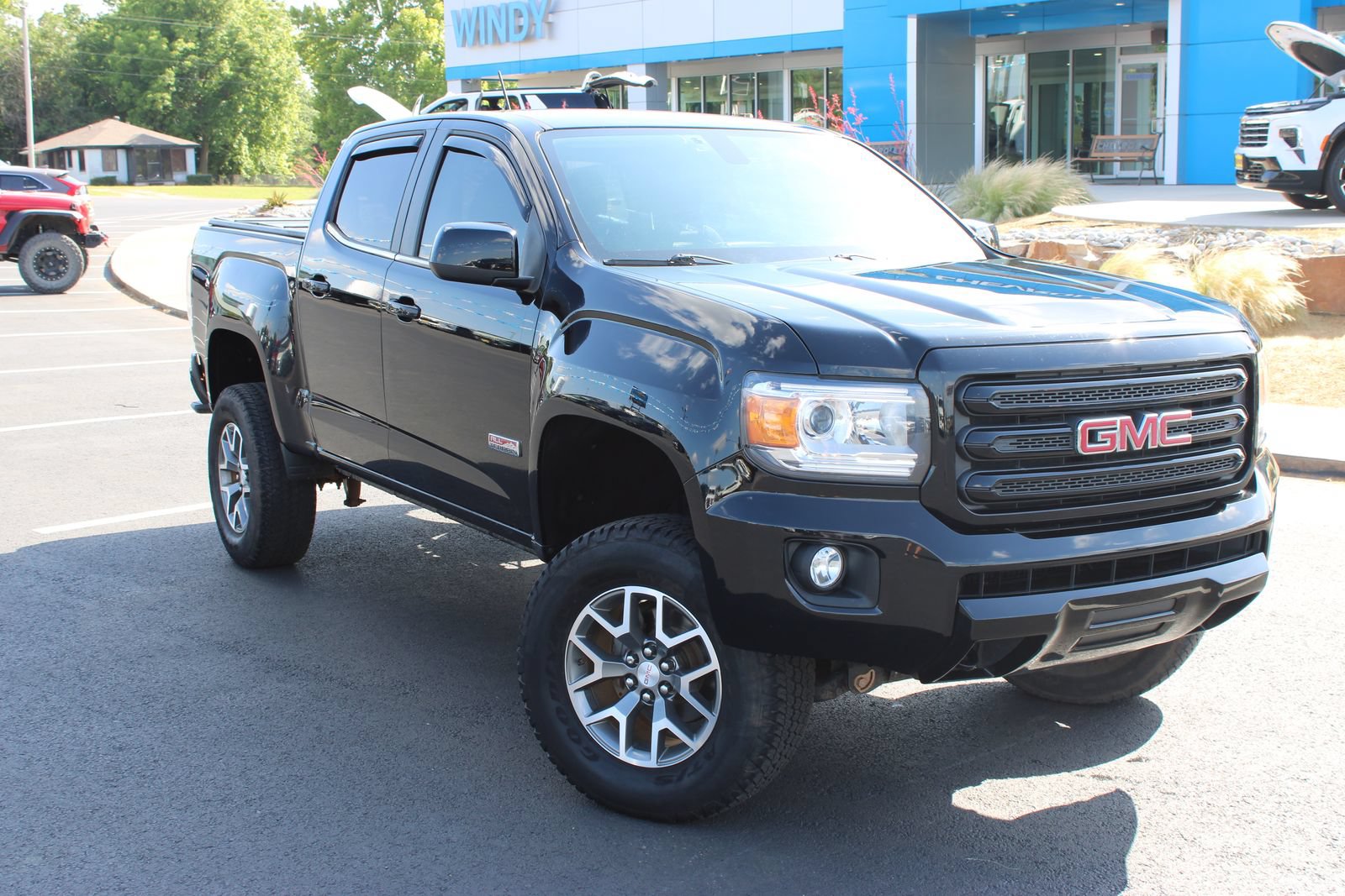 Used 2019 GMC Canyon All Terrain w/ All Terrain X Package AWD/4WD image 2