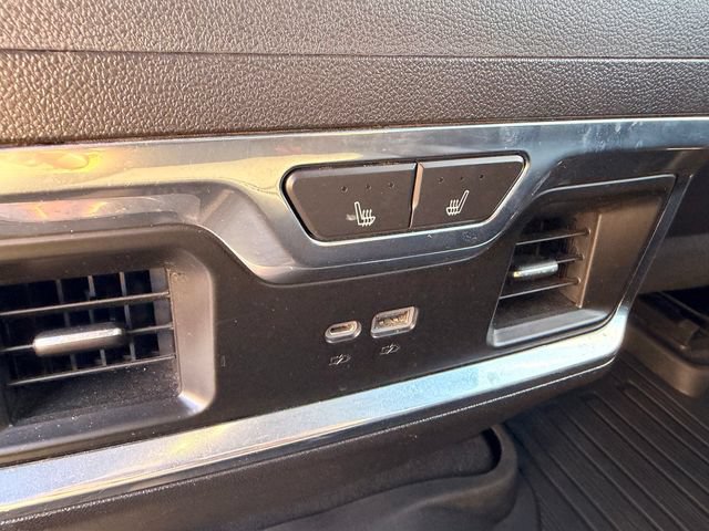 Used 2022 GMC Sierra 1500 SLT w/ SLT Premium Plus Package AWD/4WD image 9