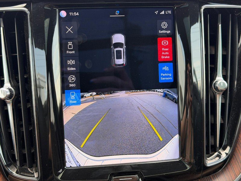 Used 2023 Volvo XC60 B5 Plus w/ Climate Package AWD/4WD image 23