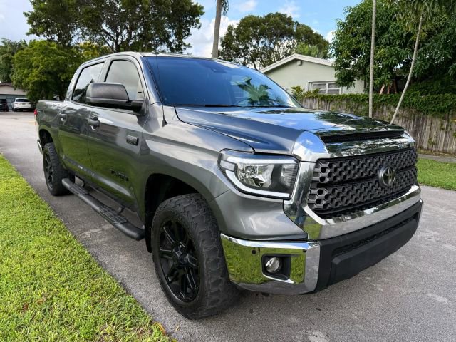 Used 2018 Toyota Tundra SR5 w/ SR5 Upgrade Package image 5