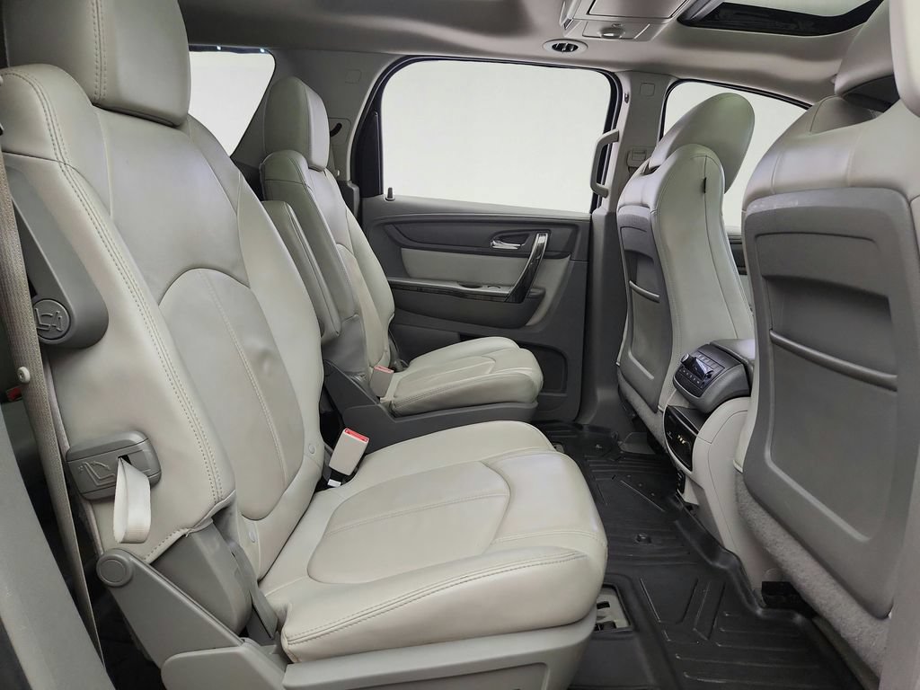 Used 2016 GMC Acadia SLT w/ Open Road Package FWD image 34