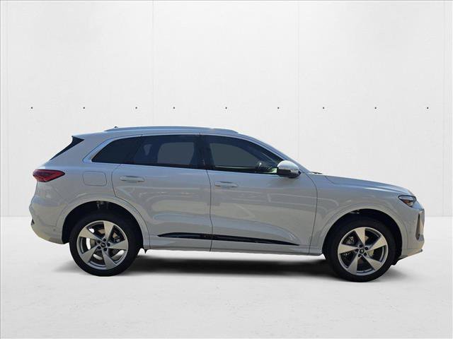 New 2025 Audi Q5 Premium w/ Premium Plus AWD/4WD image 4
