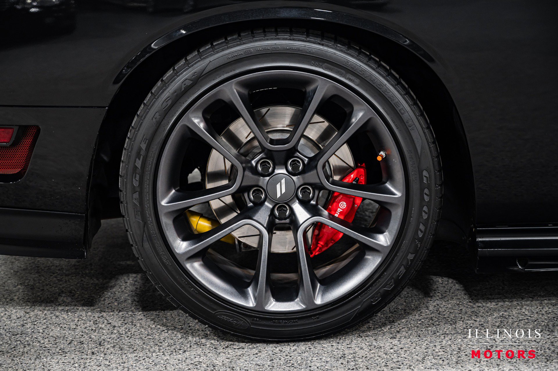 Used 2009 Dodge Challenger SRT8 w/ SRT Option Group II image 11