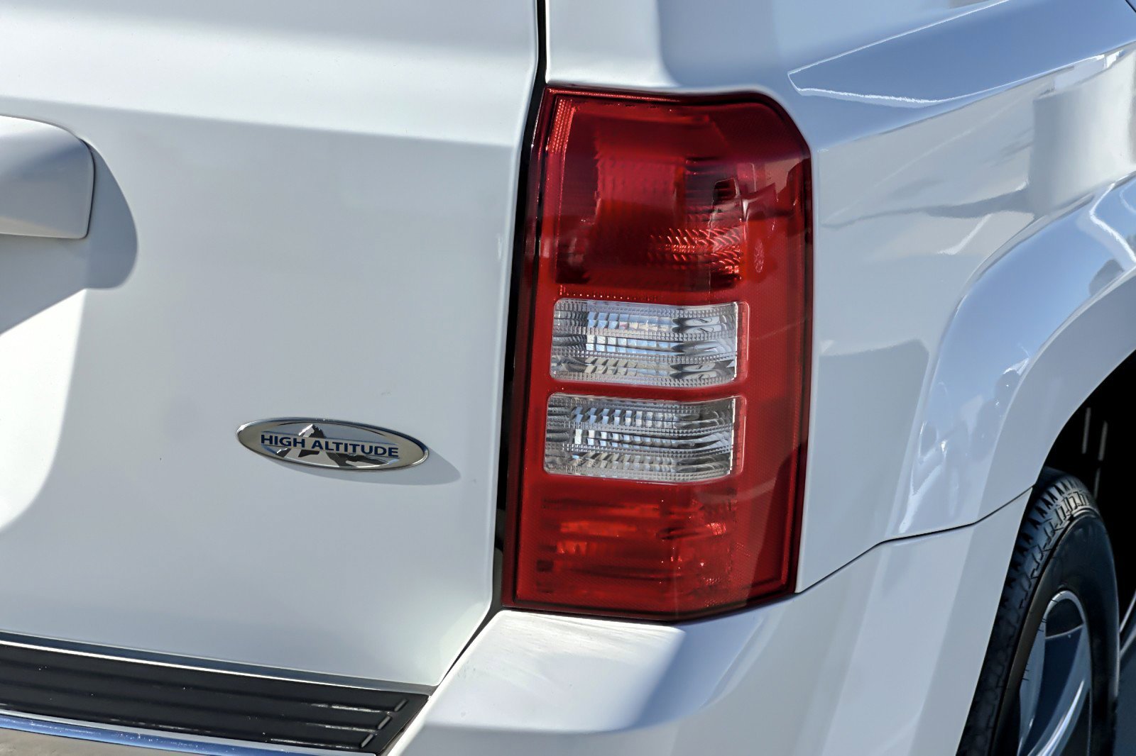 Used 2016 Jeep Patriot High Altitude image 25