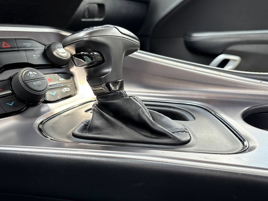 Used 2021 Dodge Challenger SXT RWD image 19
