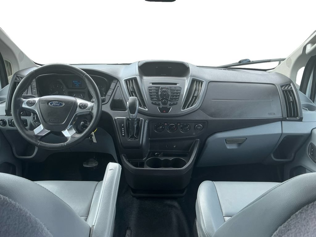 Used 2016 Ford Transit 250 130 Low Roof RWD image 17