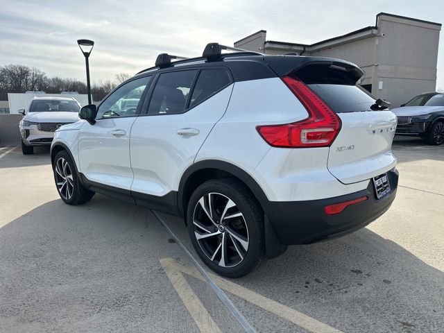 Used 2021 Volvo XC40 T5 R-Design w/ Climate Package image 5