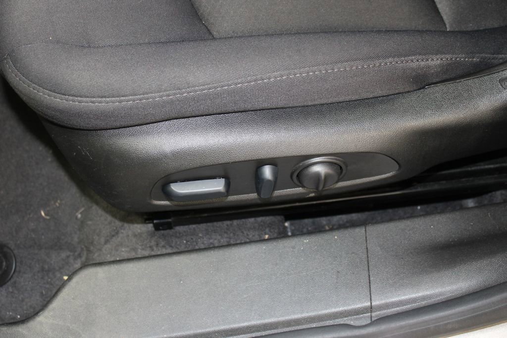 Used 2024 Chevrolet Malibu LT image 14