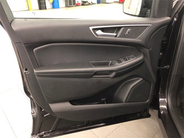 Used 2023 Ford Edge SEL w/ Convenience Package image 14