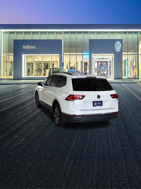 Used 2023 Volkswagen Tiguan S image 27