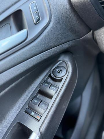 Used 2013 Ford Escape SE FWD image 18