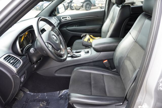 Certified 2020 Jeep Grand Cherokee Laredo w/ Quick Order Package 2BN North image 18