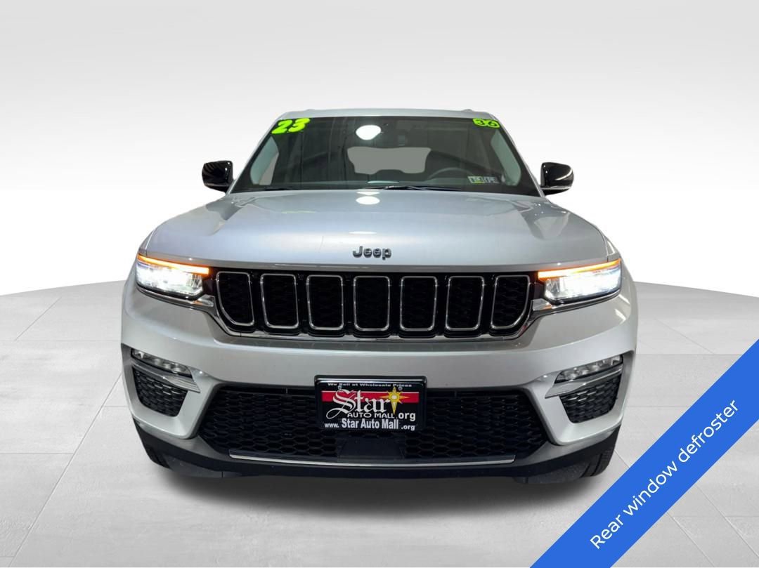 Used 2023 Jeep Grand Cherokee 4WD 4xe image 2