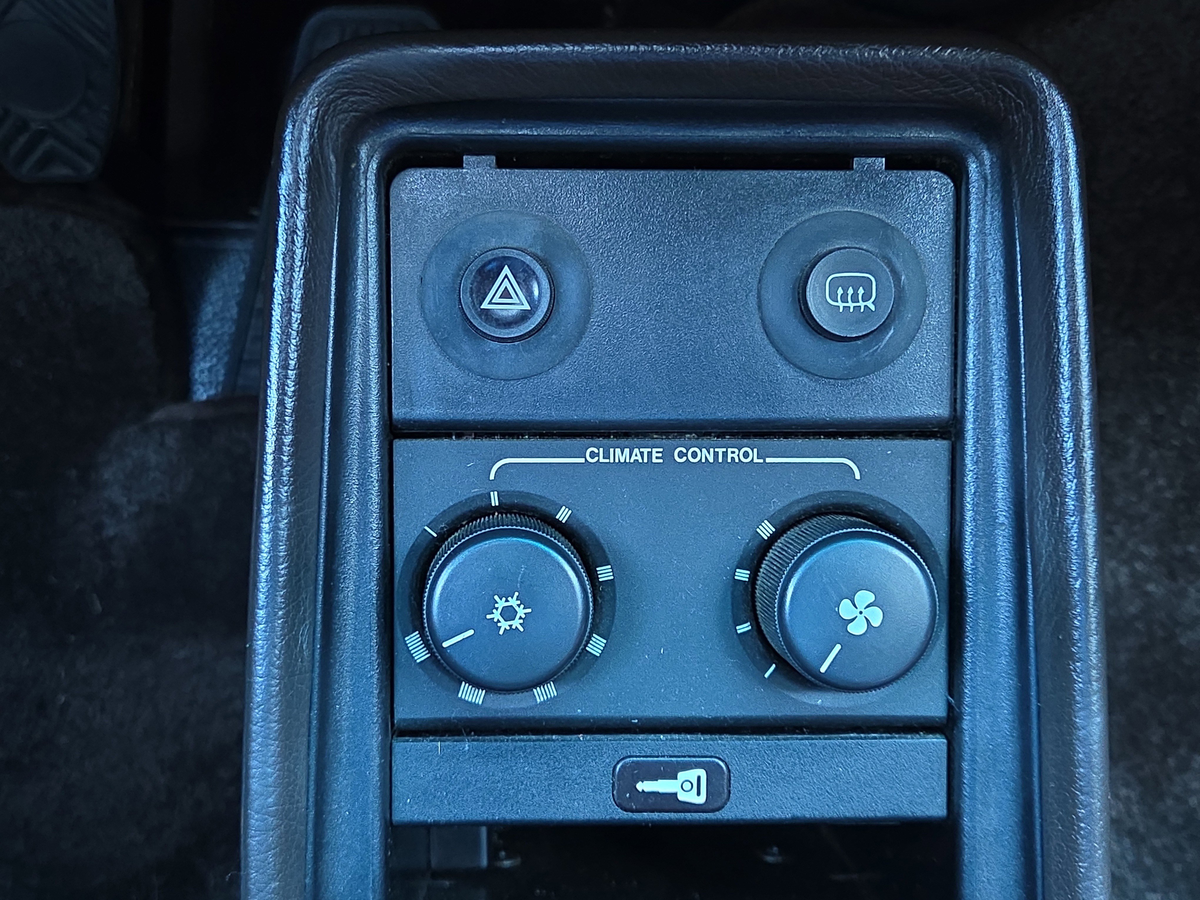 Used 1988 Porsche 911 Carrera image 21