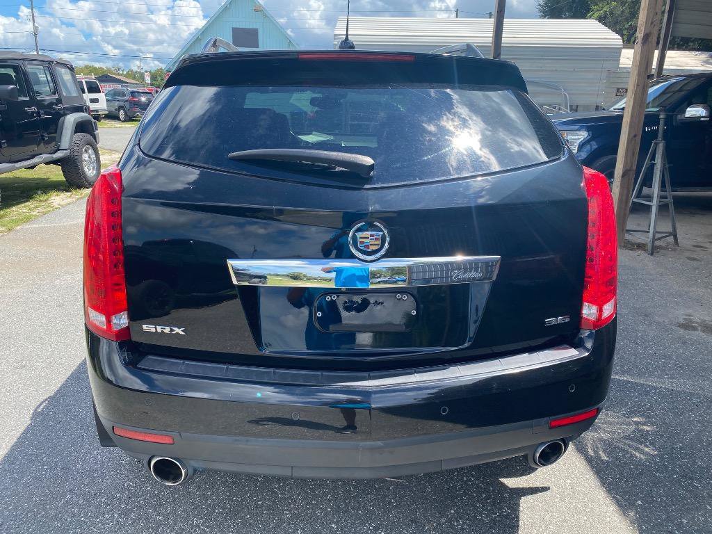 Used 2015 Cadillac SRX Luxury w/ Driver Awareness Package FWD image 8