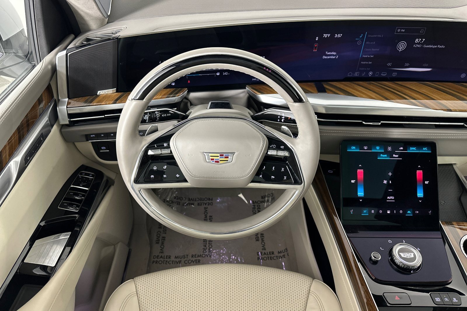 Used 2025 Cadillac Escalade Sport Platinum image 13