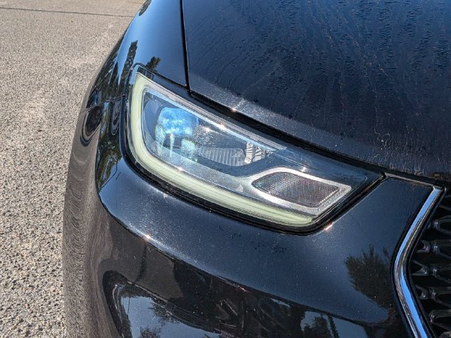 Used 2024 Chrysler Pacifica Touring-L FWD image 9