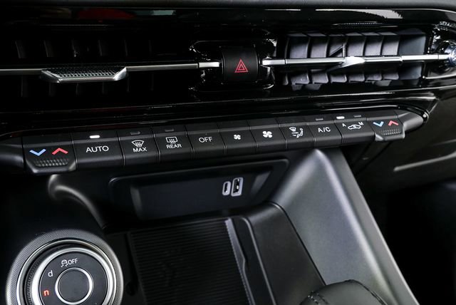 New 2026 Alfa Romeo Tonale w/ Black Premium Package AWD/4WD image 17