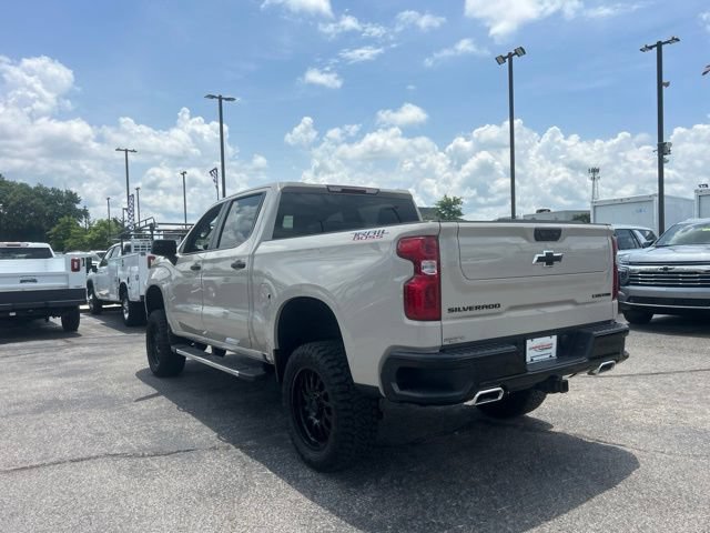 New 2026 Chevrolet Silverado 1500 Custom Trail Boss w/ LPO, Dark Essentials Package AWD/4WD image 6