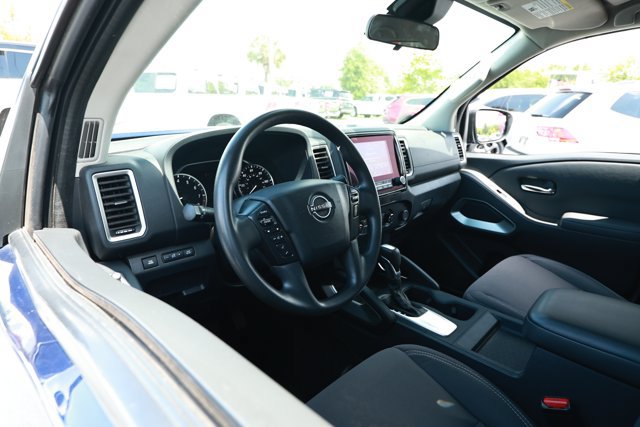 Used 2022 Nissan Frontier SV AWD/4WD image 26