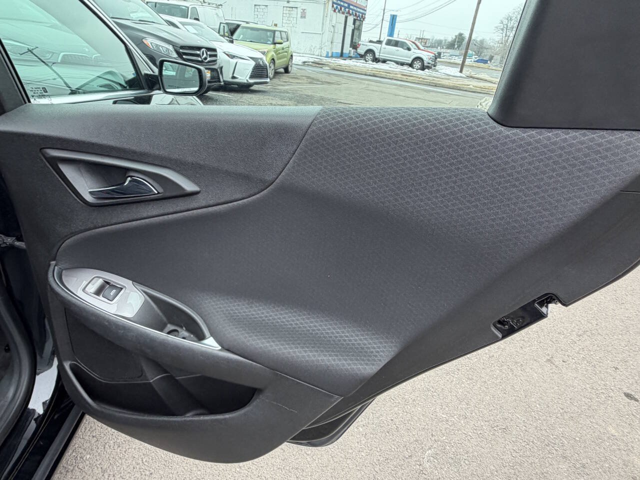 Used 2022 Chevrolet Malibu LT FWD image 17
